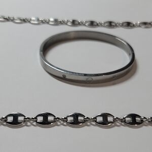 Silver Tone Bangle Bracelet with Oval Link Chain